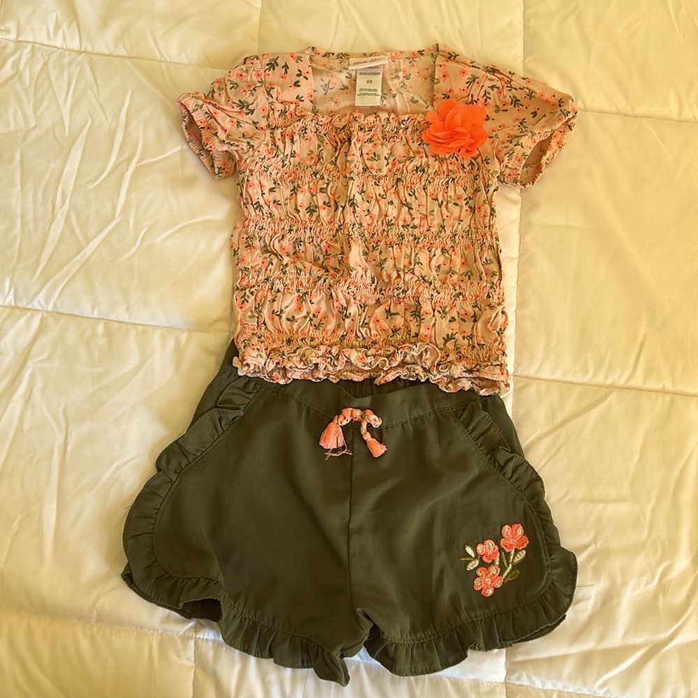 Girls Smocked Top & Shorts Outfit